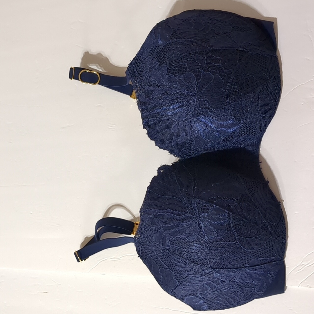 Victoria’s Secret Navi blue size 34 DDD bra